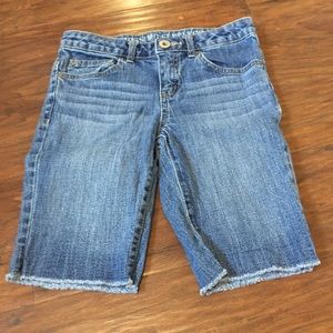 Girls blue jean shorts